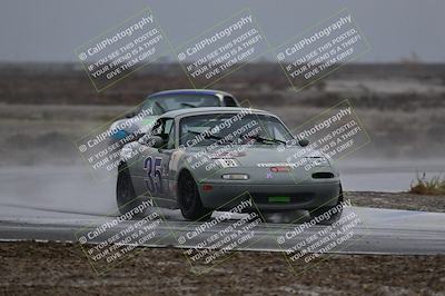 media/Nov-15-2025-CalClub SCCA (Sat) [[7bfa5a7151]]/Race/Group 4/